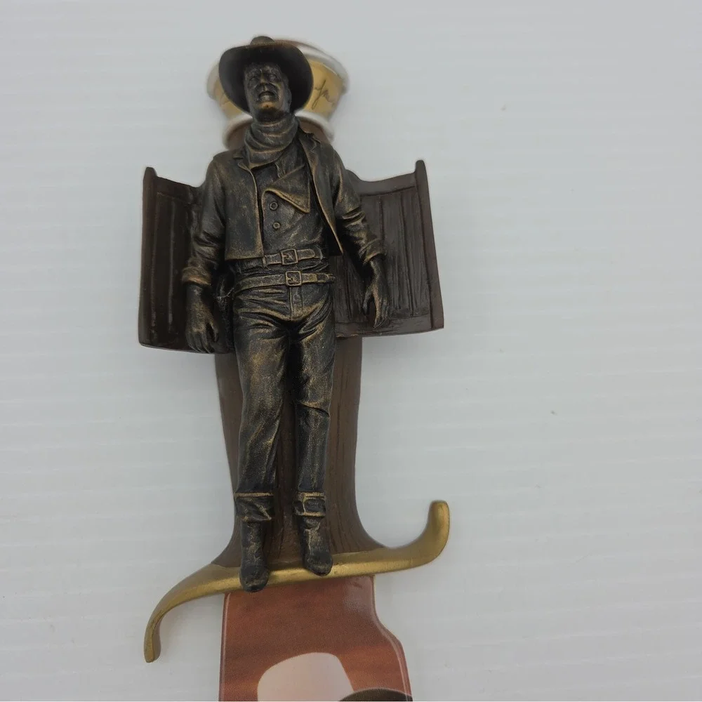 John Wayne Collectable Western Legend Plaque Bradford Exchange